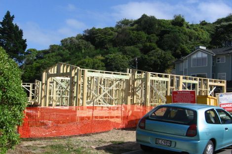 Photo of property in 15 Curnow Way, Kaiwharawhara, Wellington, 6035