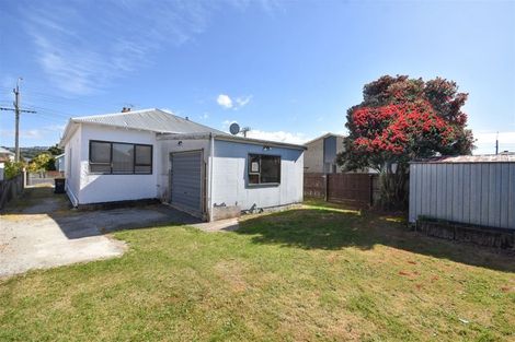 Photo of property in 75 Bay View Road, South Dunedin, Dunedin, 9012