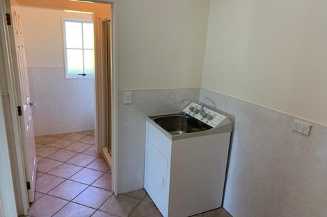 Photo of property in 154 Awa Road, Kumeu, 0891