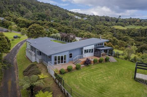 Photo of property in 50 Tarapatiki Drive, Whitianga, 3510