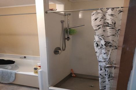 Photo of property in 3/15 Seabrook Avenue, New Lynn, Auckland, 0600