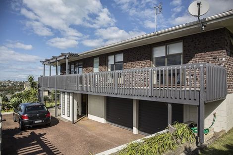 Photo of property in 1 Shuttleworth Place, Stanmore Bay, Whangaparaoa, 0932