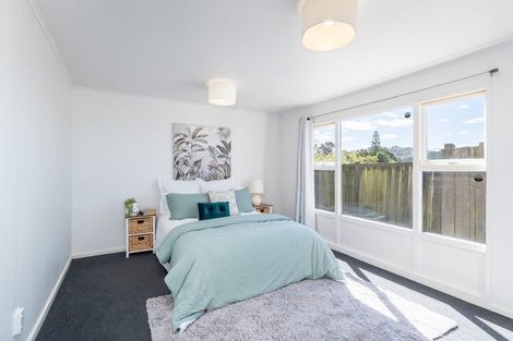 Photo of property in 171 Miromiro Road, Normandale, Lower Hutt, 5010