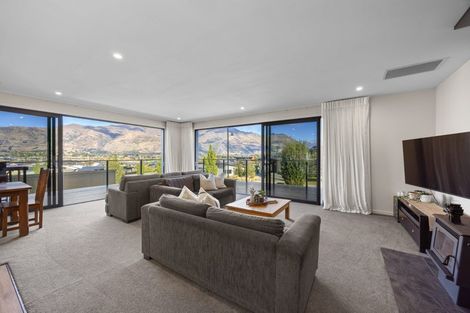 Photo of property in 8 Mills Road, Wanaka, 9305