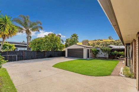 Photo of property in 22 Captain Wood Avenue, Whitianga, 3510