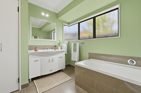 Photo of property in 14 Levers Road, Matua, Tauranga, 3110