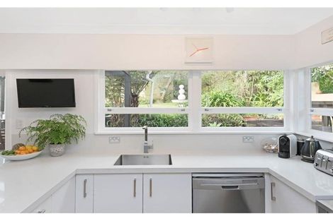 Photo of property in 29 Bert Wilson Place, Cockle Bay, Auckland, 2014