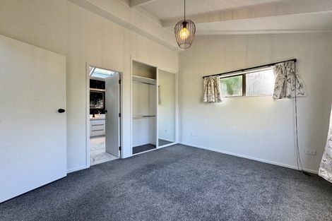 Photo of property in 11 Goodwood Drive, Goodwood Heights, Auckland, 2105