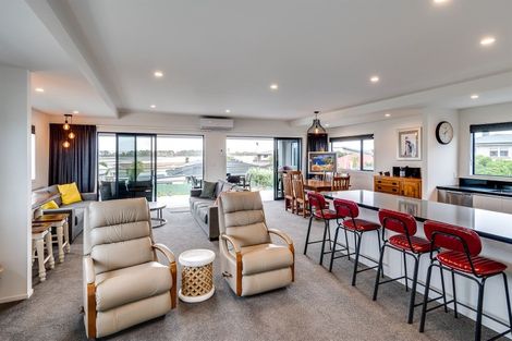 Photo of property in 54 Charles Street, Westshore, Napier, 4110