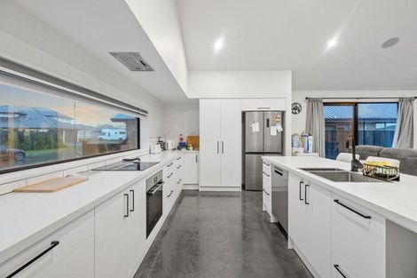 Photo of property in 4 Pahua Street, Pegasus, 7612