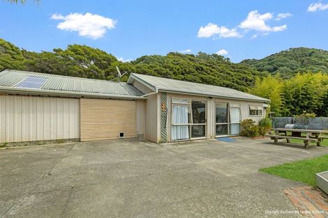 Photo of property in 27 Pakeha Street, Matata, Whakatane, 3194