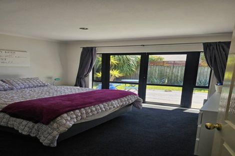 Photo of property in 8a Kenwyn Avenue, St Albans, Christchurch, 8052