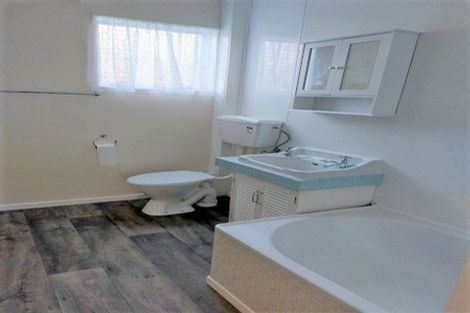 Photo of property in 7 Terrace Road, Titahi Bay, Porirua, 5022