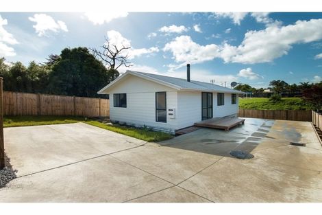 Photo of property in 7d Collingwood Road, Waiuku, 2123