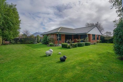 Photo of property in 7 Durrell Way, Rolleston, 7614