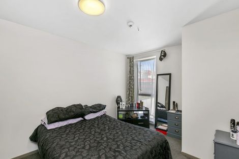 Photo of property in Dual Apartments, 403/142 Vivian Street, Te Aro, Wellington, 6011