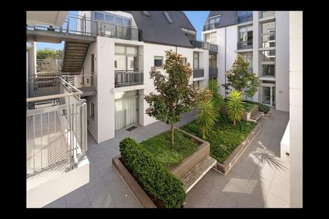 Photo of property in 11/41 Cambridge Terrace, Christchurch Central, Christchurch, 8013
