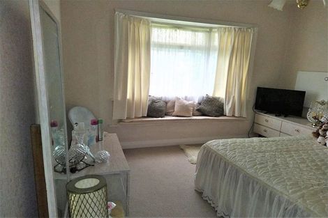 Photo of property in 11 Darlington Street, Ngatea, 3503