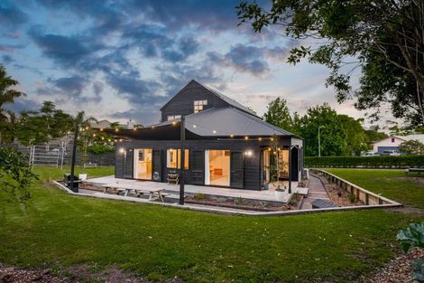 Photo of property in 14 Denehurst Drive, Waimauku, 0812