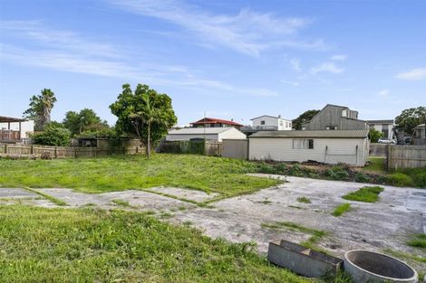 Photo of property in 1299 Papamoa Beach Road, Papamoa Beach, Papamoa, 3118