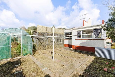 Photo of property in 63 Morley Street, New Plymouth, 4310