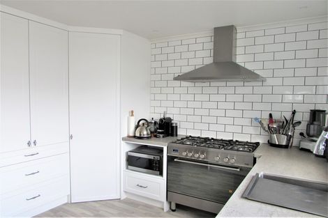 Photo of property in 35 Tama Street, Alicetown, Lower Hutt, 5010