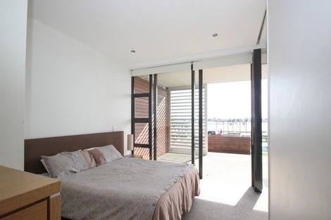 Photo of property in 207/7 Humber Street, Pandora, Napier, 4110