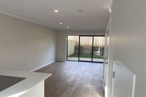 Photo of property in 37/125b Metcalfe Road, Ranui, Auckland, 0612