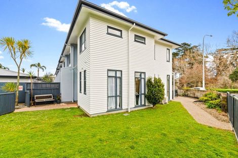 Photo of property in 83/2 Armoy Drive, East Tamaki, Auckland, 2016