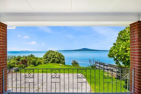 Photo of property in 70 Seacliffe Avenue, Narrow Neck, Auckland, 0622
