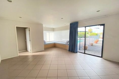 Photo of property in 21a Bramley Drive, Farm Cove, Auckland, 2012