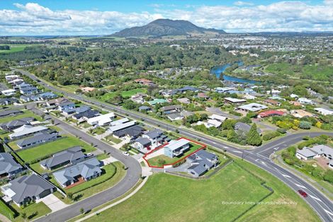 Photo of property in 68 Huka Heights Drive, Rangatira Park, Taupo, 3330