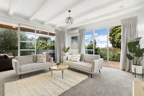 Photo of property in 67a Hastings Road, Mairangi Bay, Auckland, 0630