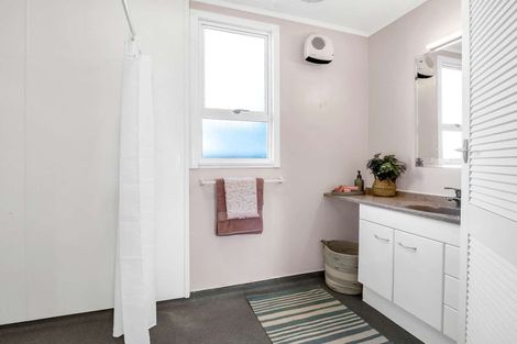 Photo of property in 14 Kawatiri Avenue, Gonville, Whanganui, 4501