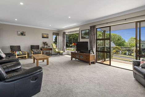 Photo of property in 12 Myrtle Drive, Omokoroa, 3114