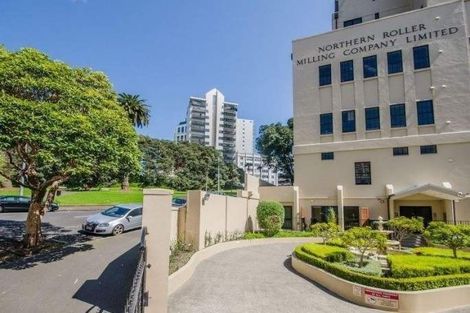 Photo of property in The Silo Apartments, 9i/23 Emily Place, Auckland Central, Auckland, 1010