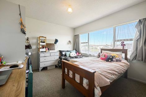 Photo of property in 8 Sandalwood Drive, Dinsdale, Hamilton, 3204