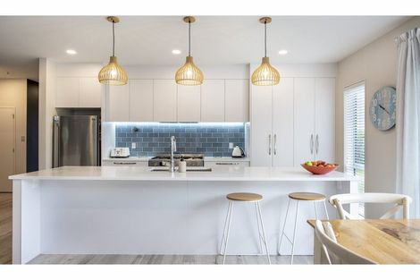 Photo of property in 22 Boocock Crescent, Orewa, 0931