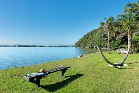 Photo of property in 465 Leigh Road, Whangateau, 0985