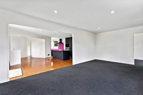 Photo of property in 8 Memorial Drive, Parahaki, Whangarei, 0112