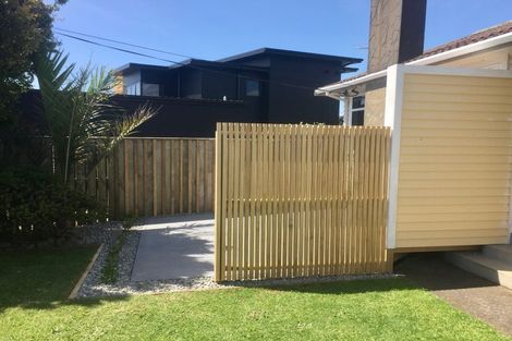 Photo of property in 5 Fitzroy Road, Fitzroy, New Plymouth, 4312