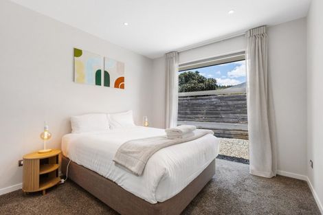 Photo of property in 11 Sunnyside Lane, Wanaka, 9305