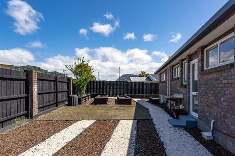 Photo of property in 289 Waikawa Road, Waikawa, Picton, 7220