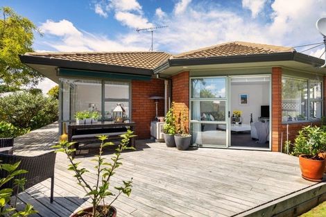 Photo of property in 1a Wesley Avenue, Mount Albert, Auckland, 1025