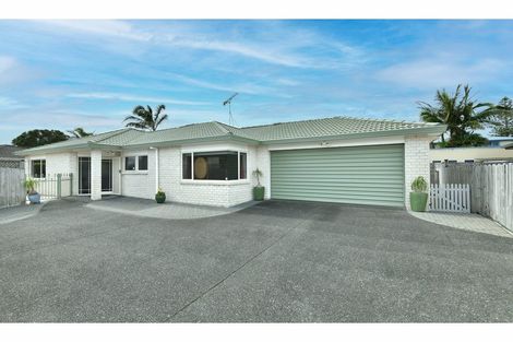 Photo of property in 2/31 Alice Avenue, Orewa, 0931