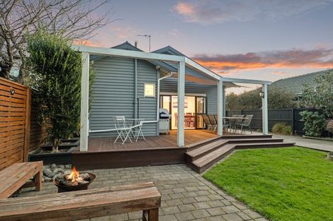 Photo of property in 82 Simeon Street, Spreydon, Christchurch, 8024