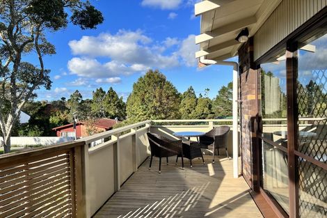 Photo of property in 119 Chelsea View Drive, Chatswood, Auckland, 0626