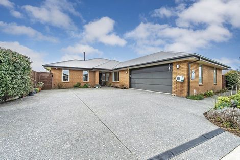 Photo of property in 38 Beachvale Drive, Kaiapoi, 7630