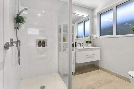 Photo of property in 1 Grenache Way, Kumeu, 0810