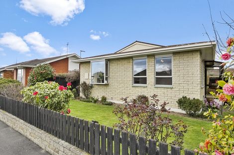 Photo of property in 1/60 Veitches Road, Casebrook, Christchurch, 8051